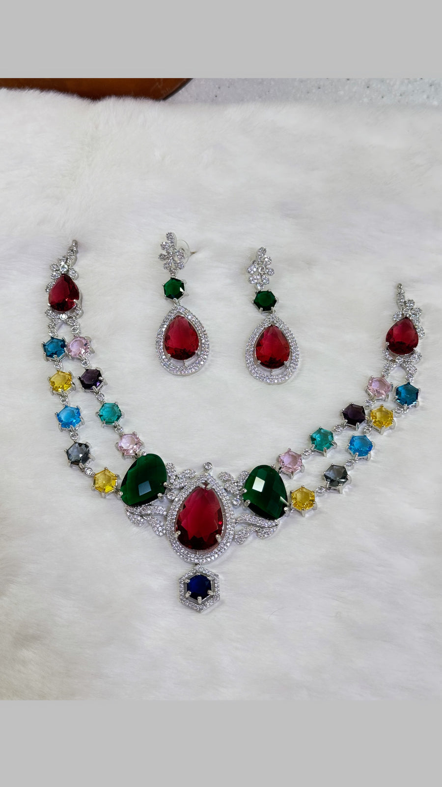 Prismatic Harmony Necklace Set